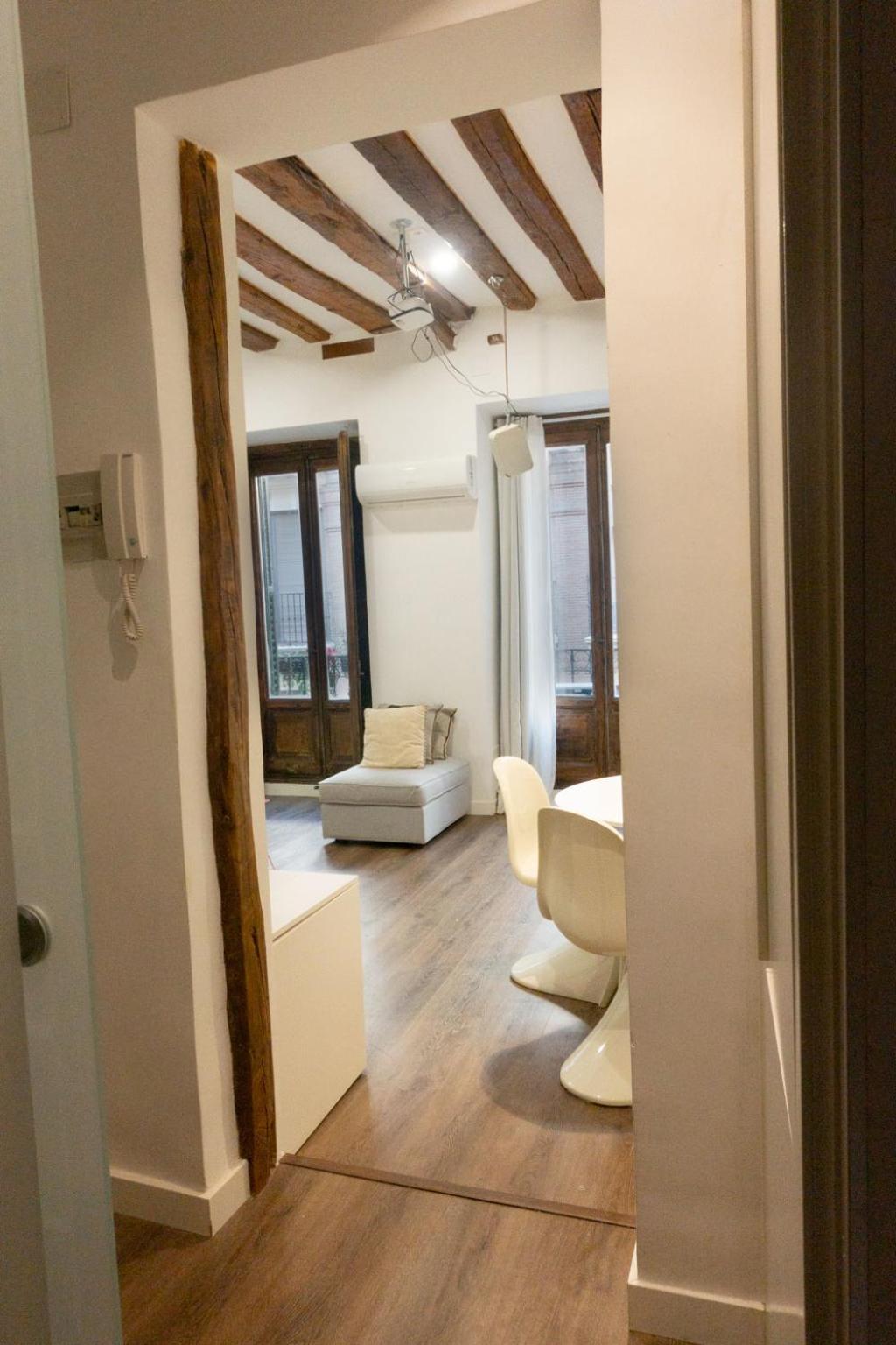 Hortaleza 4, Preciso Estudio En Chueca Junto A La Gran Via De Madrid Exterior foto