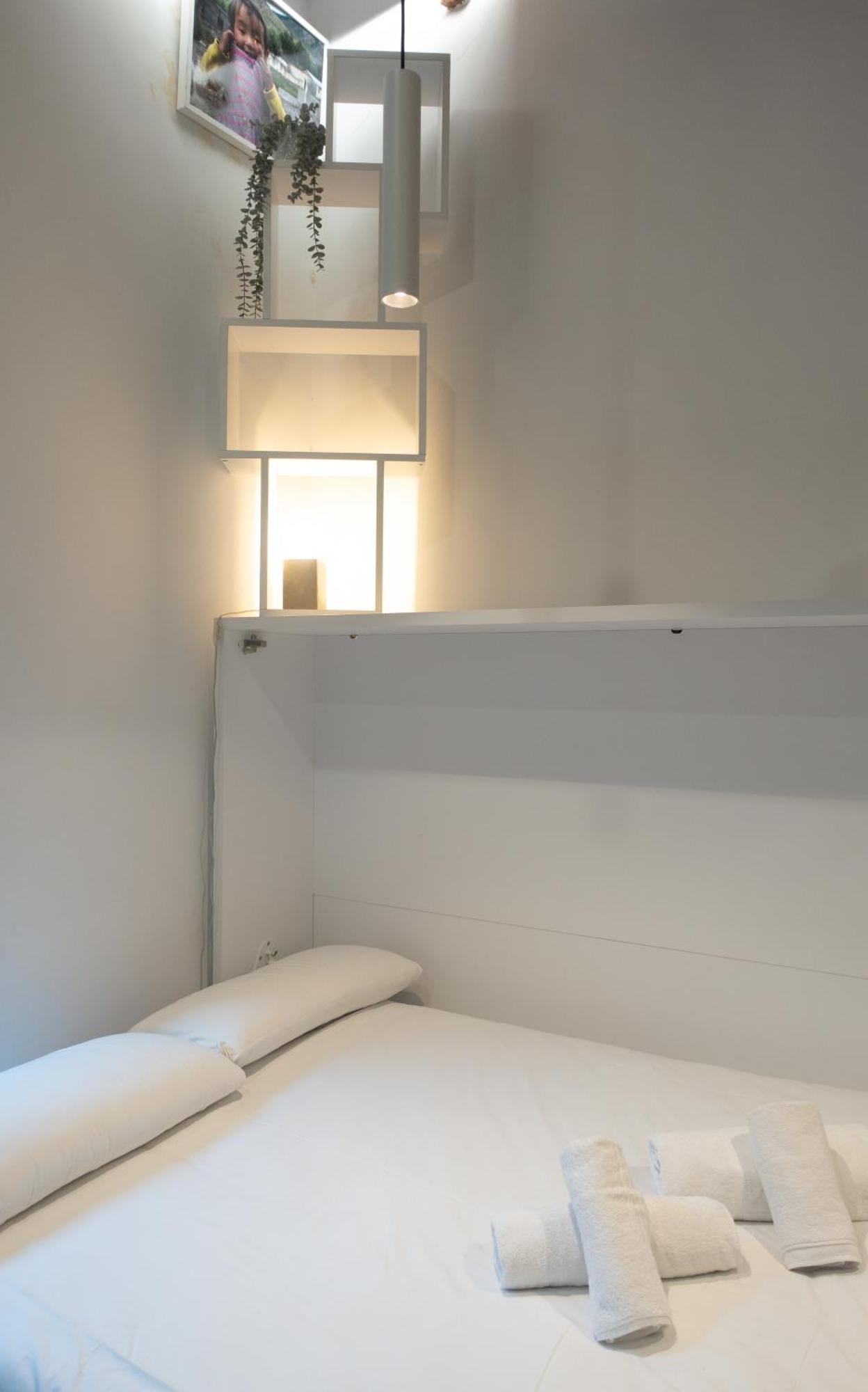 Hortaleza 4, Preciso Estudio En Chueca Junto A La Gran Via De Madrid Exterior foto